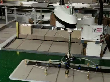 Robotická ruka pomáhá zvýšit výrobní kapacitu