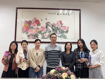 Koncoroční hodnocení a odměny